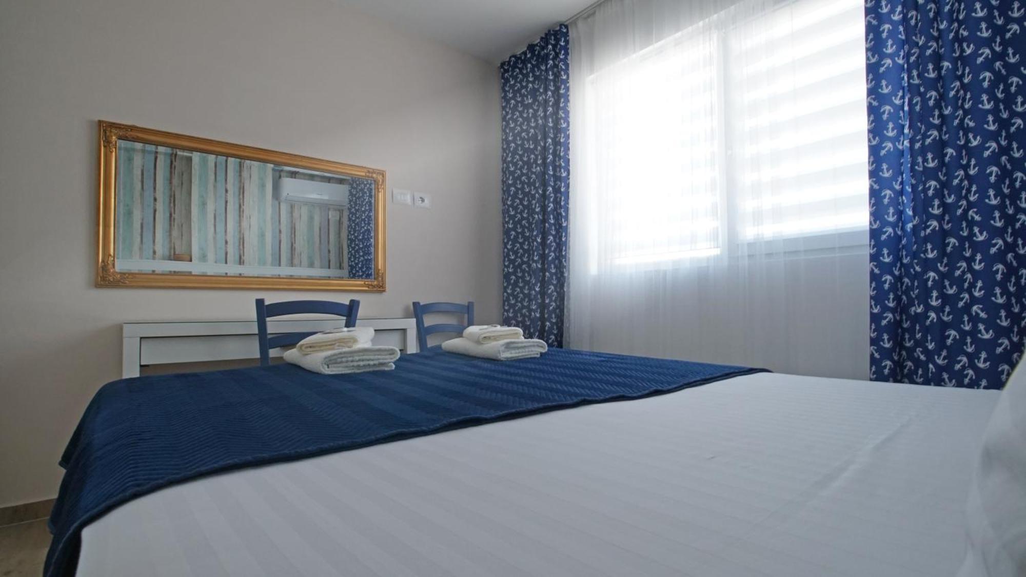 Blue Eye Apartment Sarandë Eksteriør bilde
