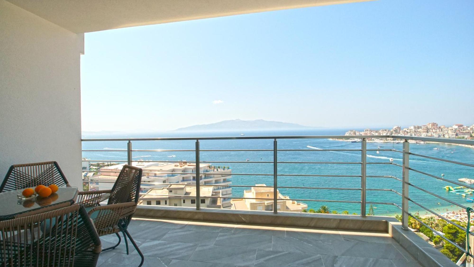 Blue Eye Apartment Sarandë Eksteriør bilde